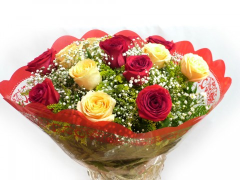 Buquê 12 Rosas Nacionais